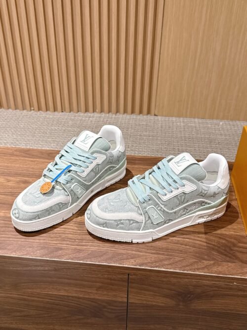 SHOESLV038